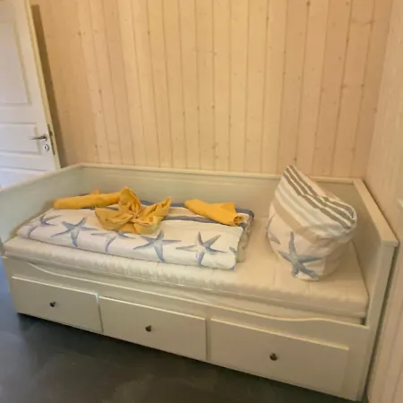 Ferienhaus Meerzeit Holiday home Schweiburg
