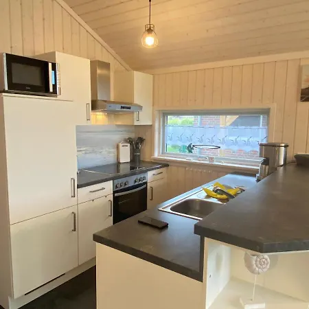 Ferienhaus Meerzeit Holiday home *